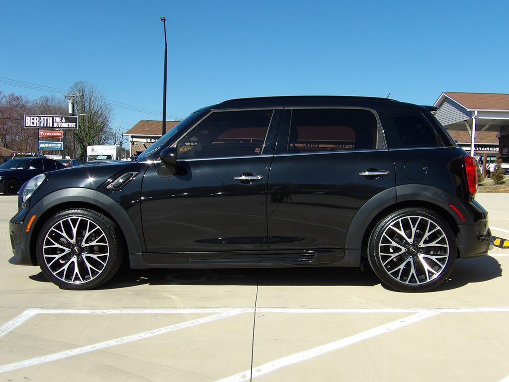 Used 2016 MINI Cooper Countryman S image 2