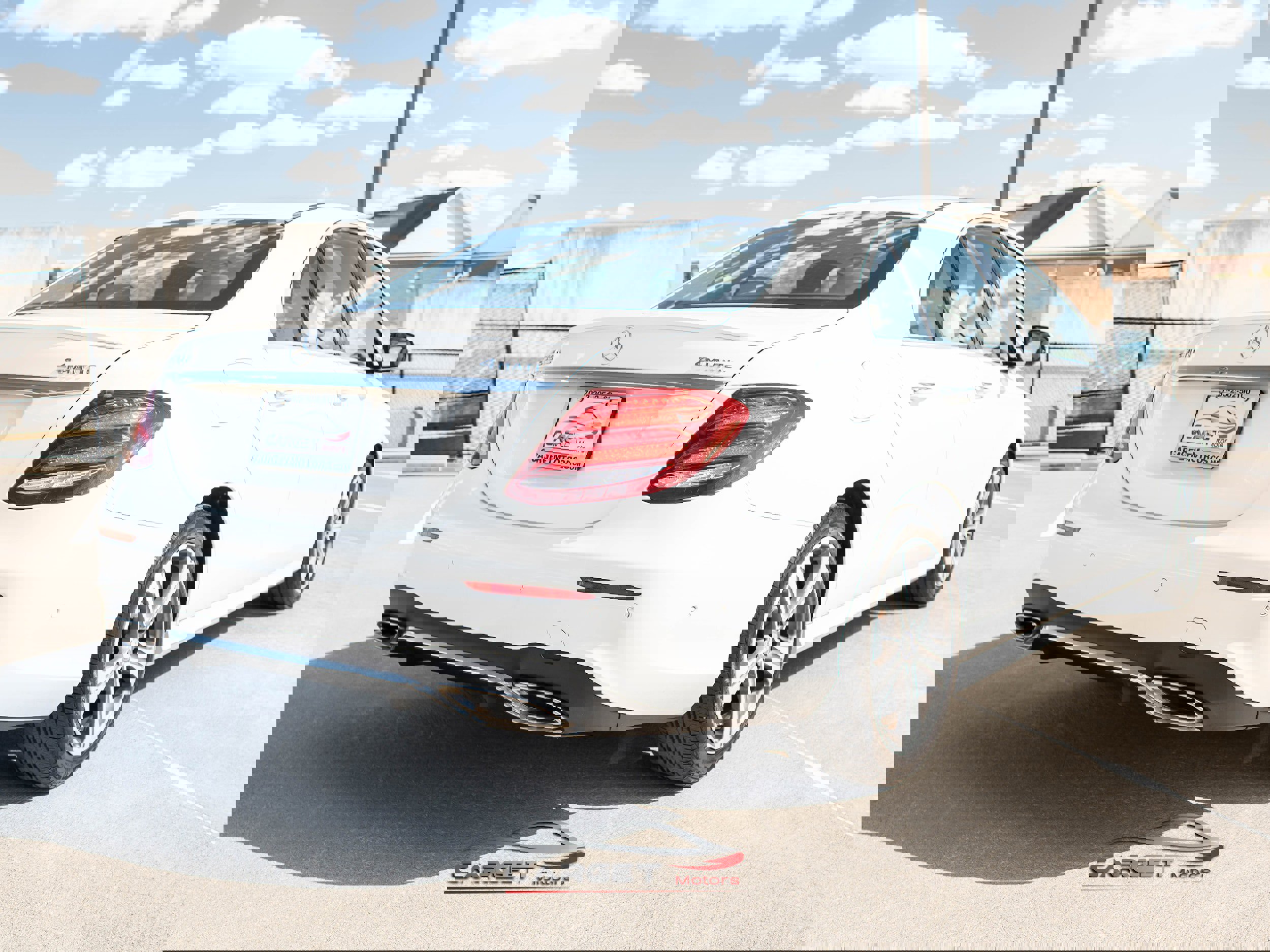 Used 2017 Mercedes-Benz E 300 4MATIC image 7