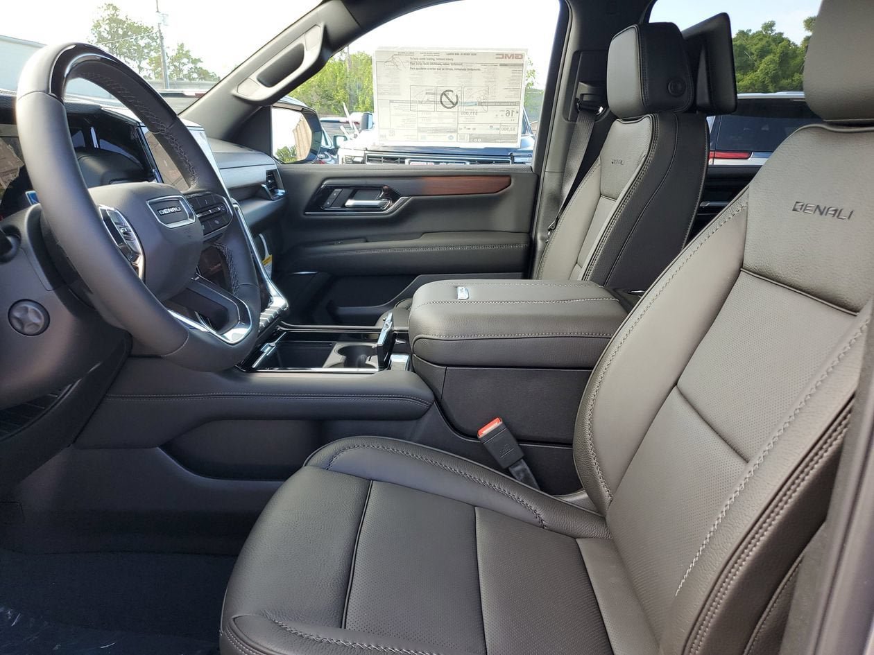 New 2026 GMC Yukon XL Denali w/ Denali Reserve Package AWD/4WD image 19