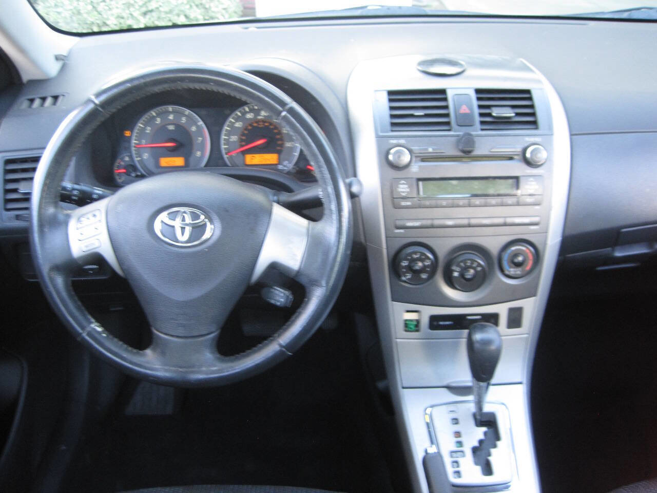 Used 2010 Toyota Corolla S image 26