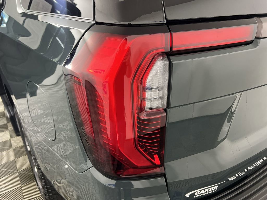 Certified 2025 GMC Yukon AT4 Ultimate w/ LPO, Floor Liner Package AWD/4WD image 36