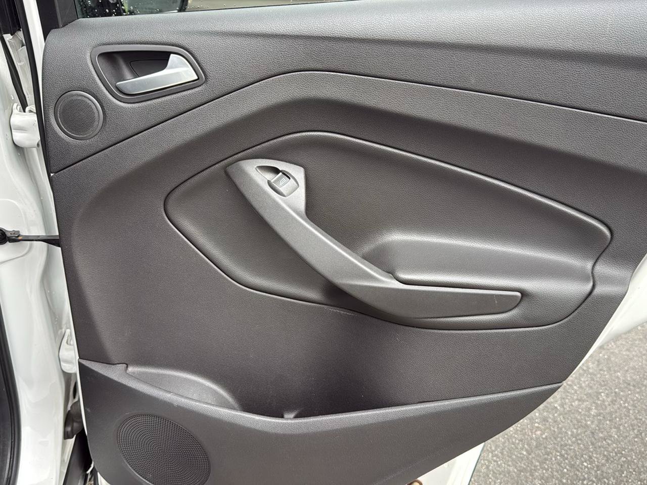 Used 2014 Ford Escape Titanium AWD/4WD image 29