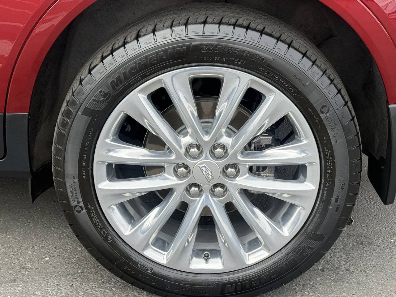Used 2018 Cadillac XT5 Platinum w/ Driver Assist Package AWD/4WD image 22