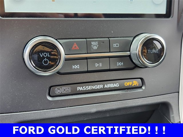 Used 2024 Ford Edge SE image 23