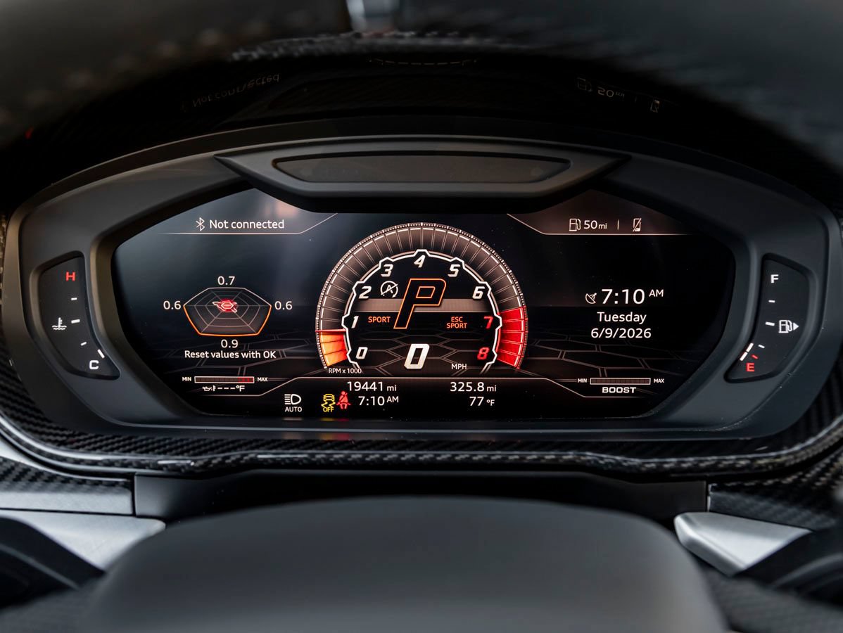 Used 2021 Lamborghini Urus AWD/4WD image 17