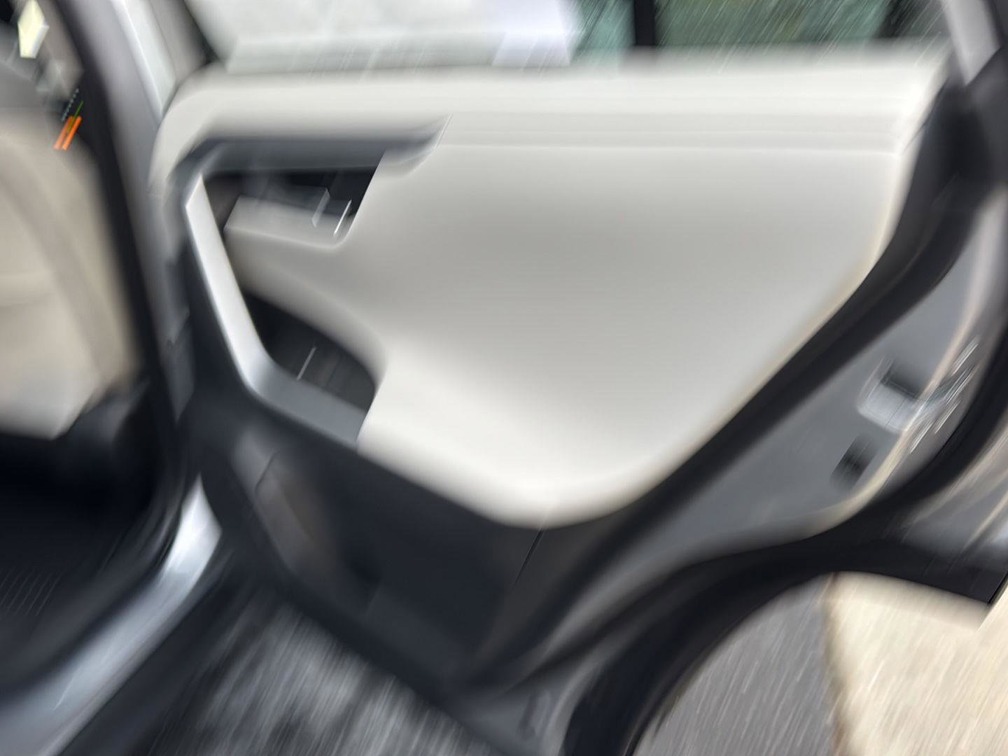 New 2025 Toyota RAV4 Limited image 13