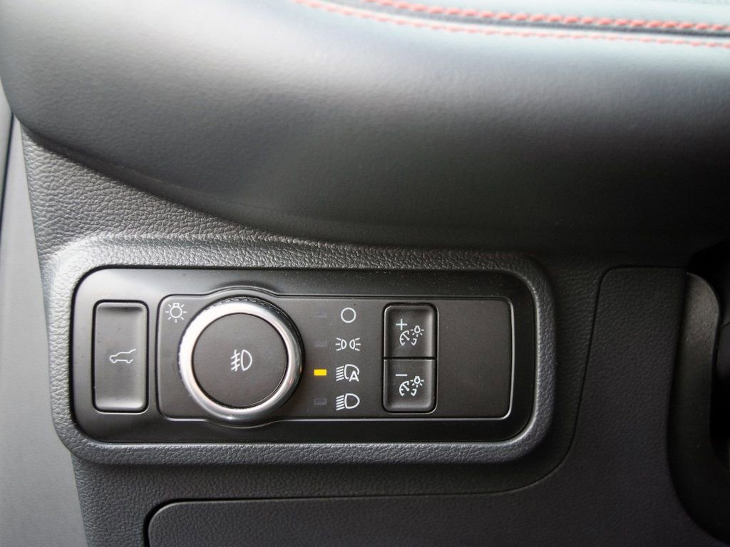 Used 2025 Ford Explorer ST-Line w/ ST-Line Street Pack image 24