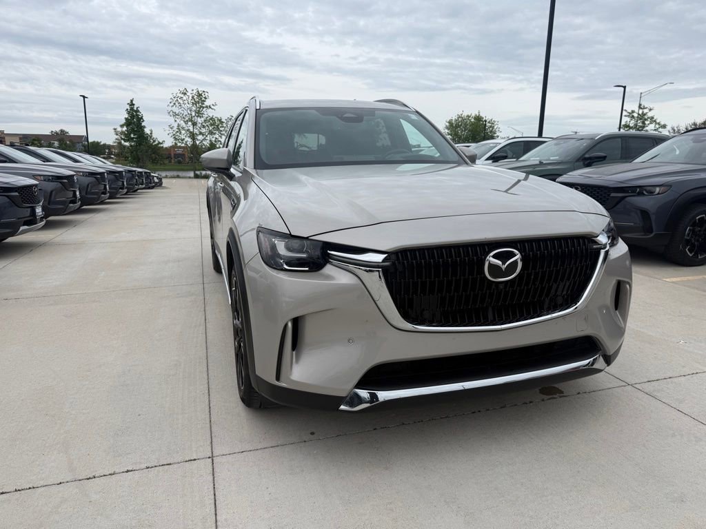 Used 2024 MAZDA CX-90 Plug-In Hybrid w/ Premium Plus AWD/4WD image 2