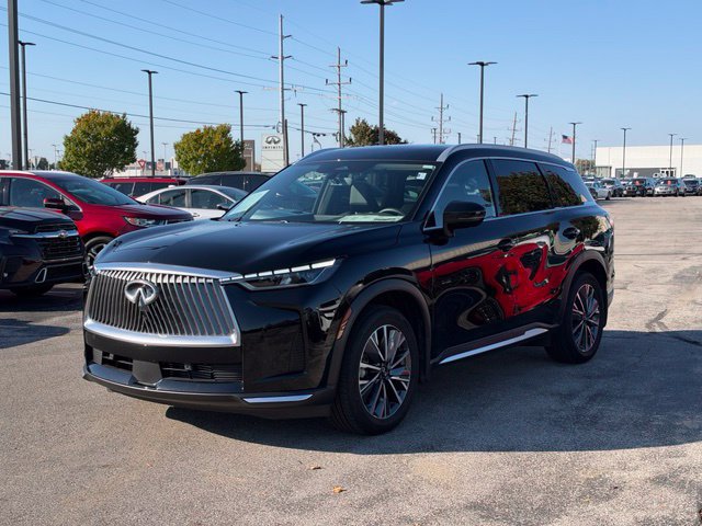 Certified 2026 INFINITI QX60 Luxe w/ Family Package AWD/4WD image 3
