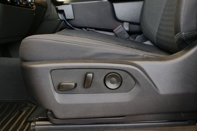 Used 2024 GMC Sierra 1500 SLE image 11