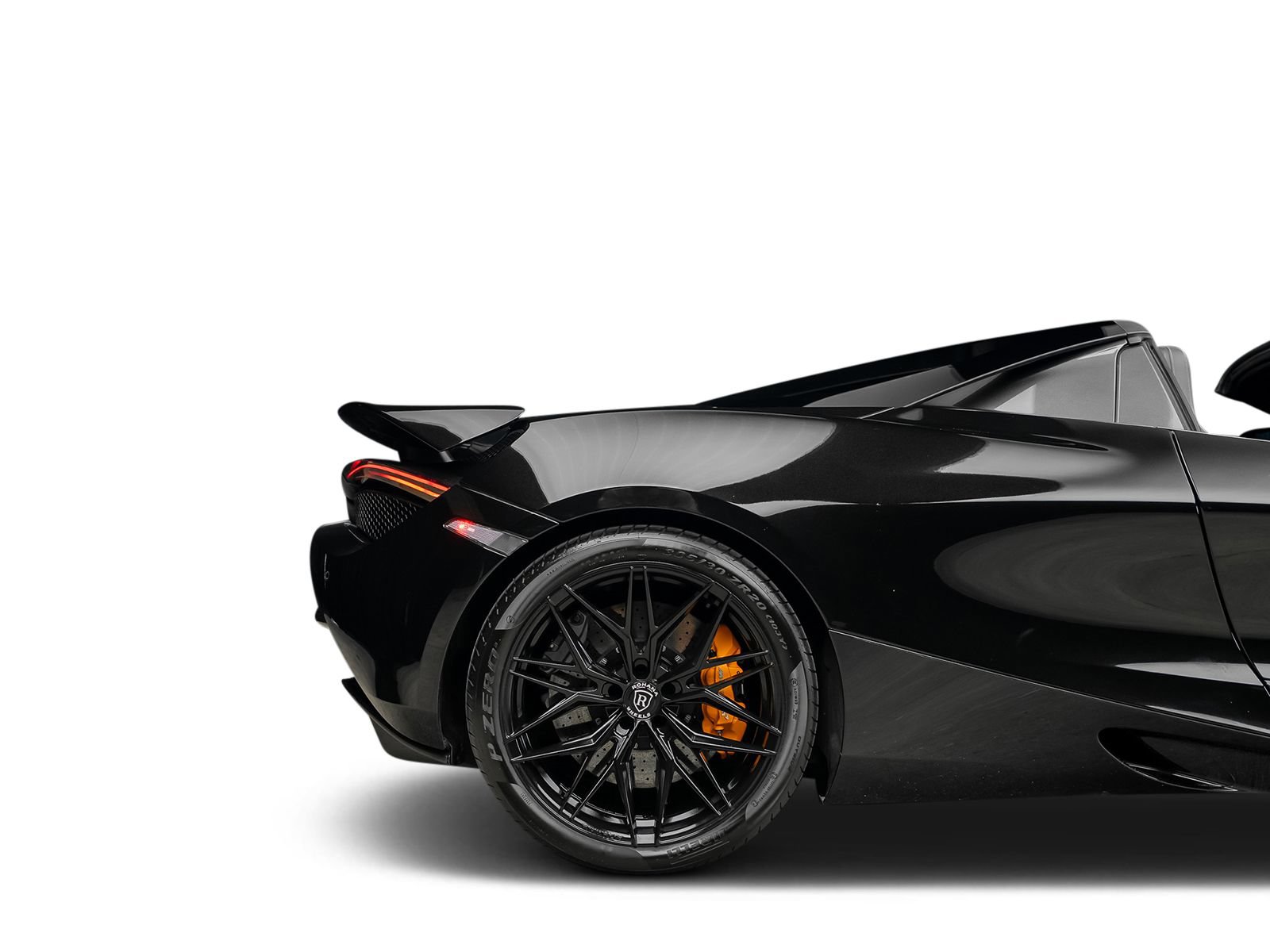Used 2020 McLaren 720S Spider RWD image 31