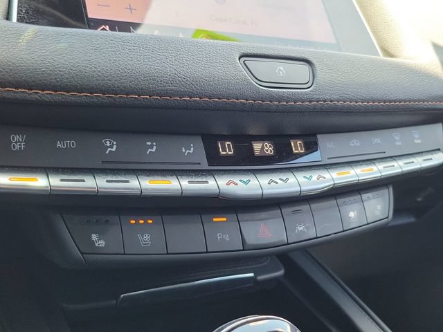 Used 2022 Cadillac XT4 Sport FWD image 28