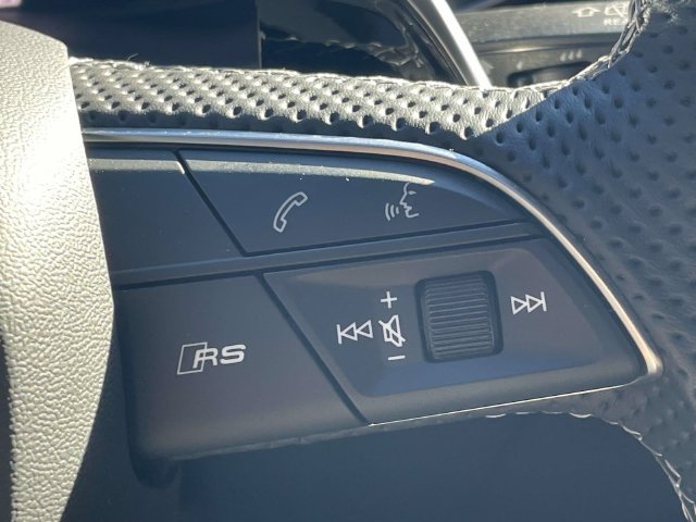 Certified 2025 Audi RS Q8 performance AWD/4WD image 23