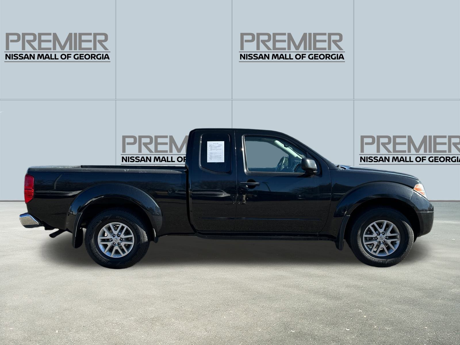 Certified 2021 Nissan Frontier SV image 4