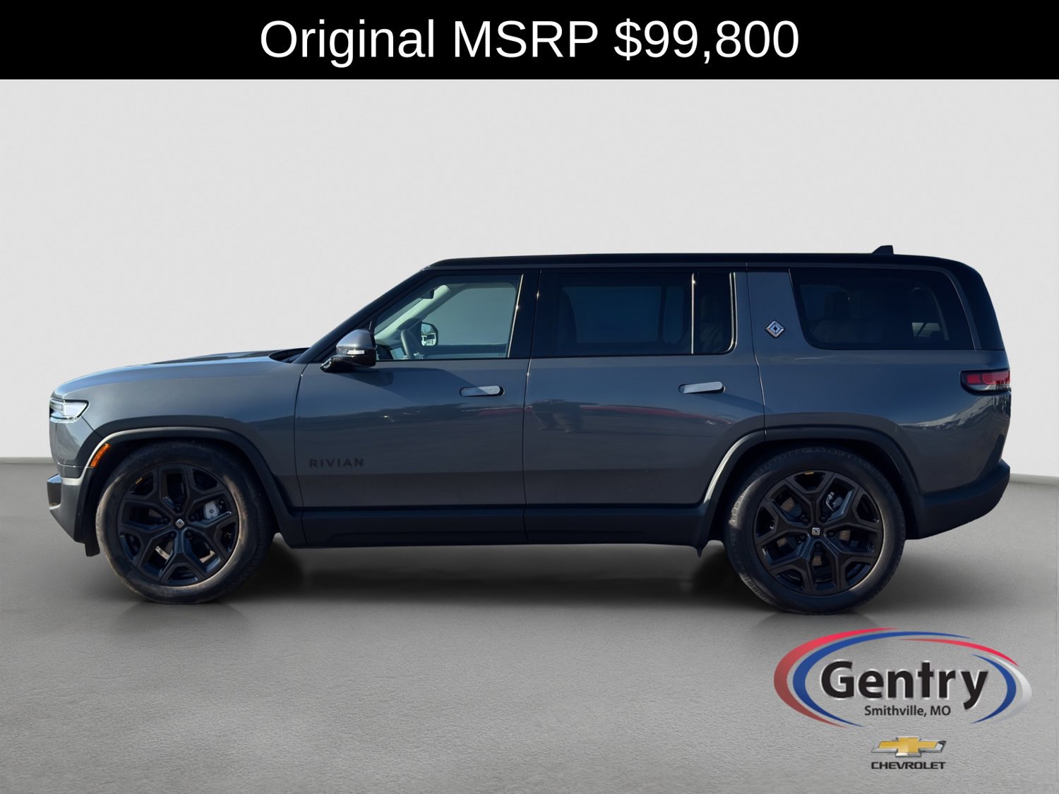Used 2026 Rivian R1S Adventure Dual AWD/4WD image 3