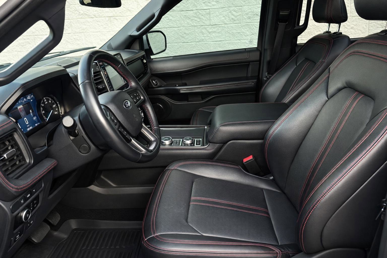 Used 2023 Ford Expedition Limited image 8