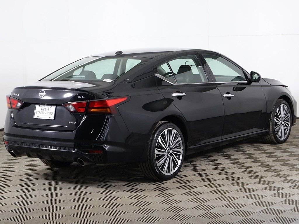 Used 2024 Nissan Altima 2.5 SL image 11