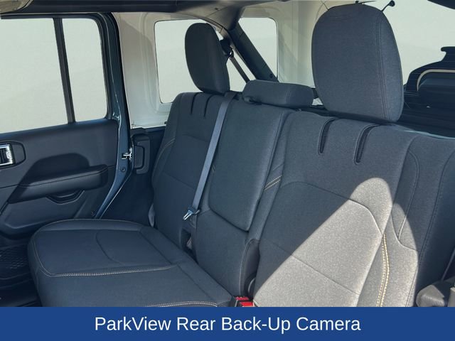 Used 2025 Jeep Wrangler Unlimited Sahara w/ Safety Group image 18