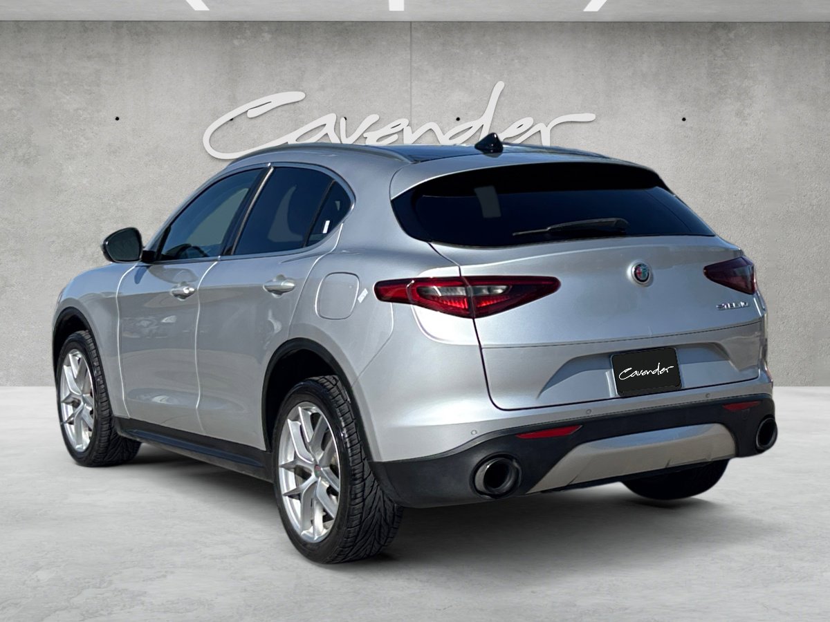 Used 2019 Alfa Romeo Stelvio image 12
