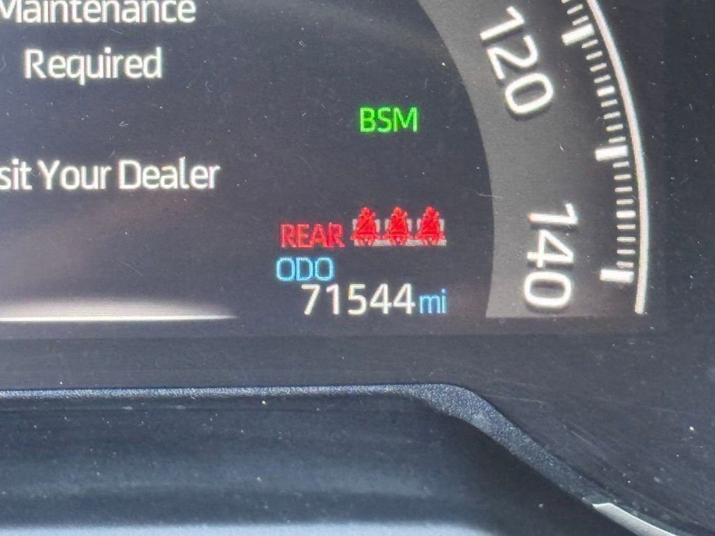 Used 2022 Toyota RAV4 Limited image 4