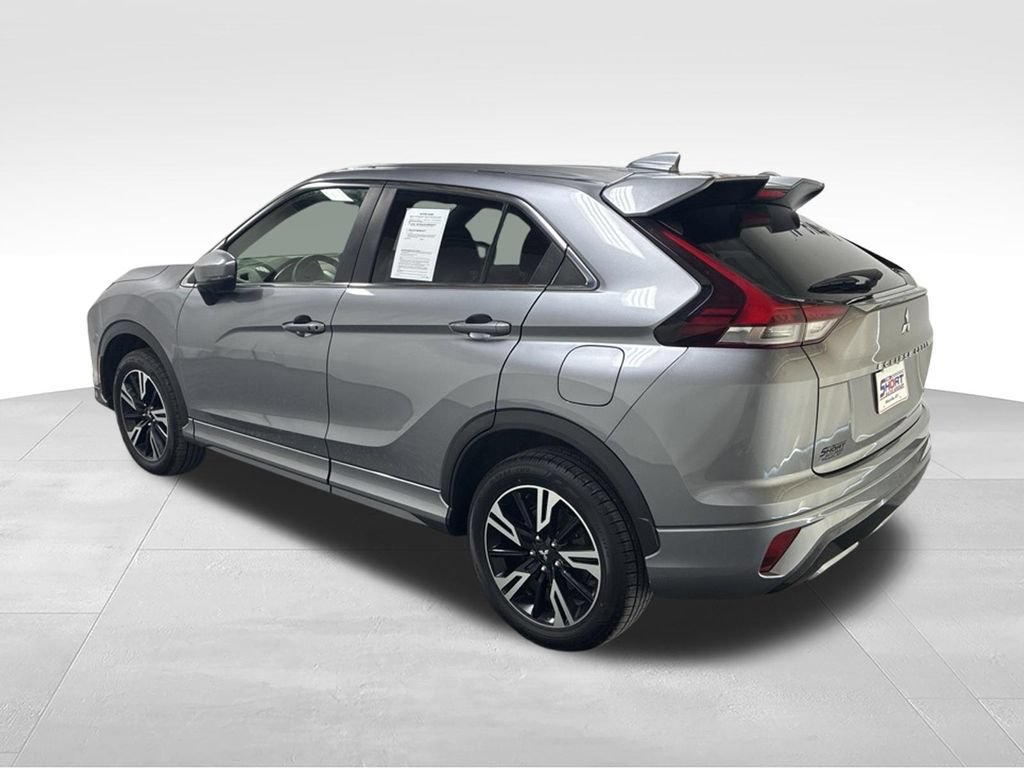 Used 2023 Mitsubishi Eclipse Cross SEL AWD/4WD image 9
