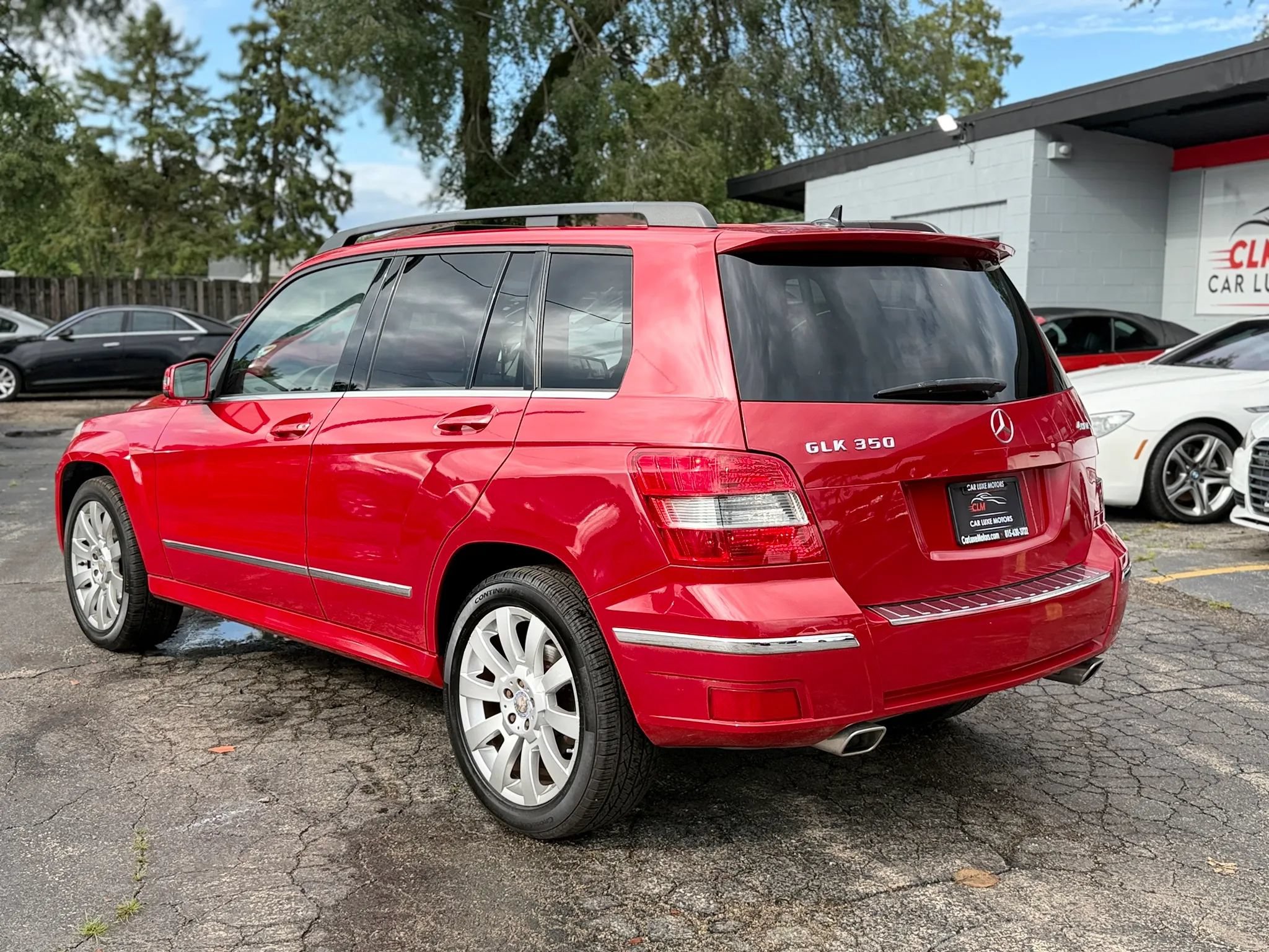 Used 2011 Mercedes-Benz GLK 350 4MATIC image 6