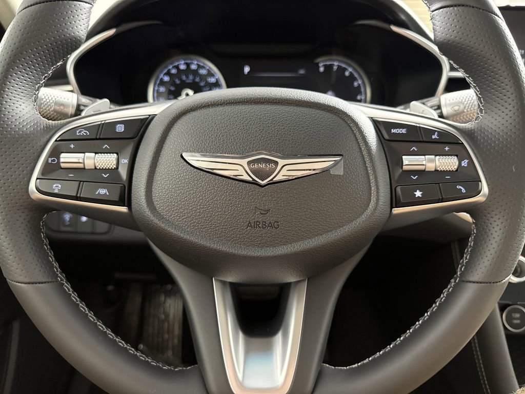 New 2025 Genesis G70 2.5T image 16
