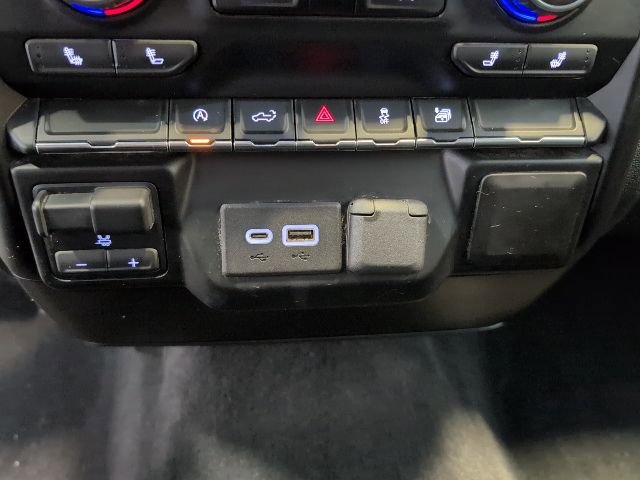 Used 2020 Chevrolet Silverado 1500 LT w/ All-Star Edition AWD/4WD image 21