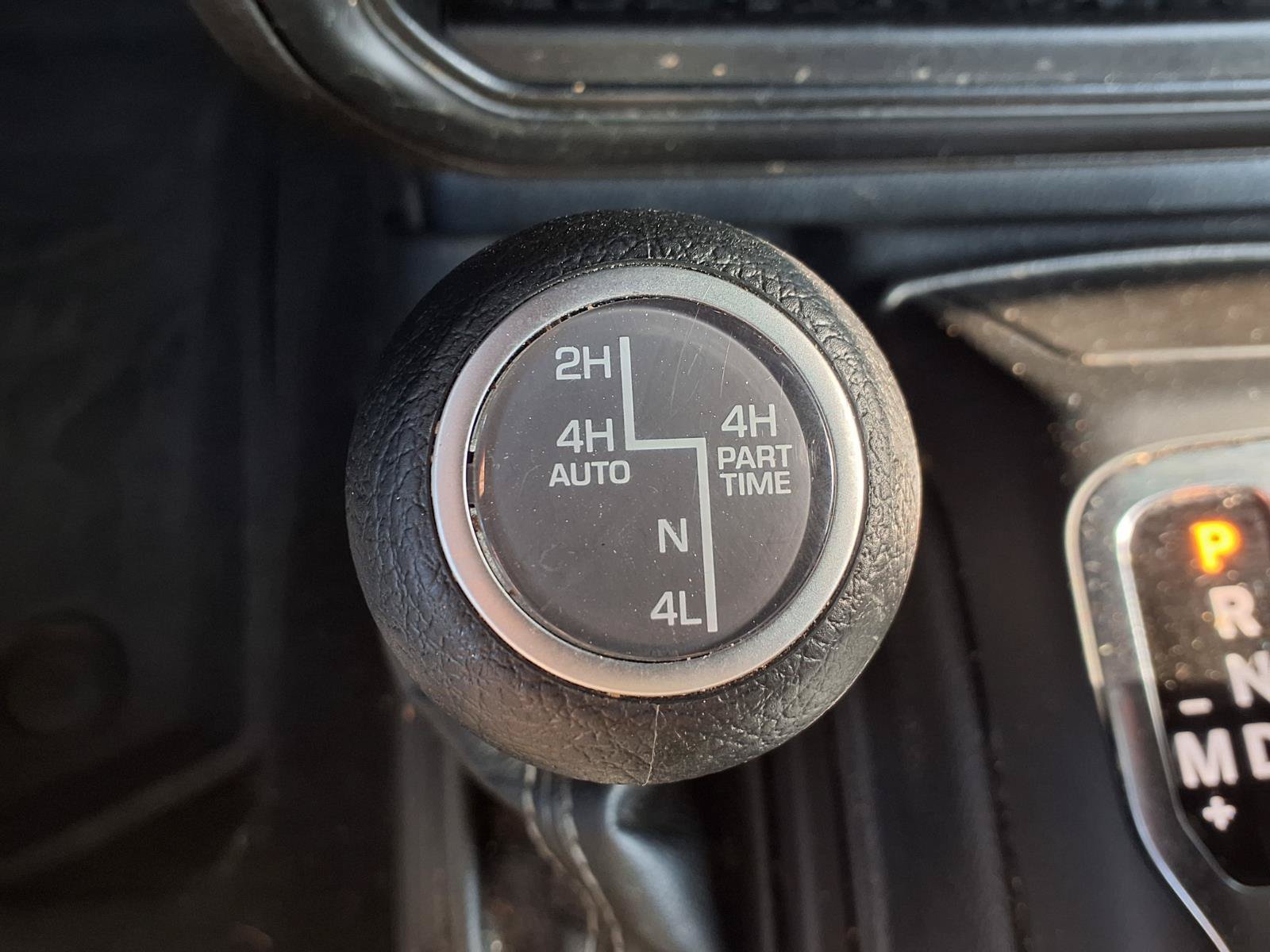 Used 2024 Jeep Wrangler Unlimited w/ Convenience Group AWD/4WD image 17