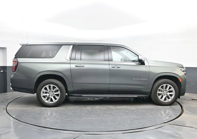 Used 2023 Chevrolet Suburban Premier image 15