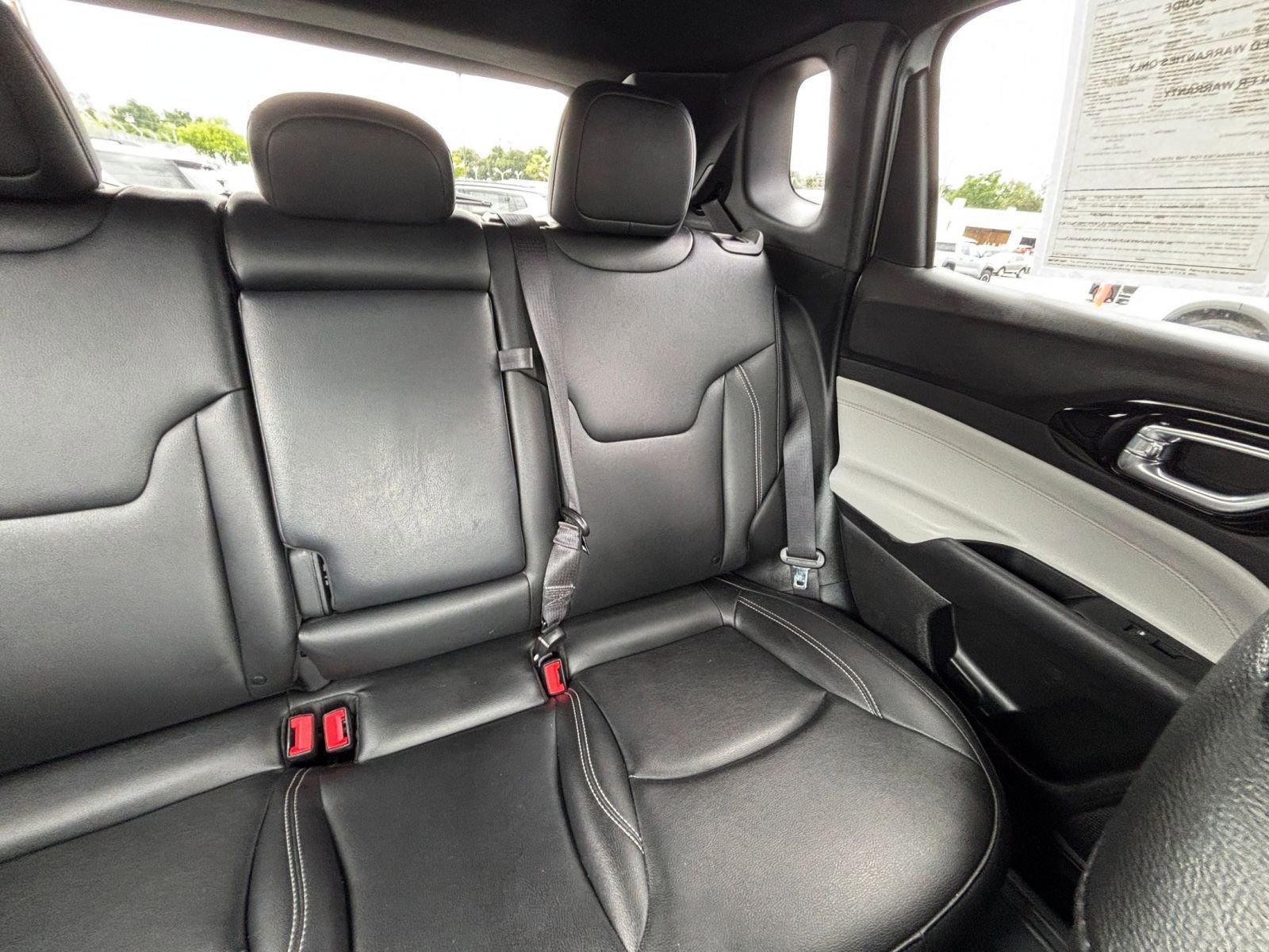 Used 2025 Jeep Compass Limited AWD/4WD image 38