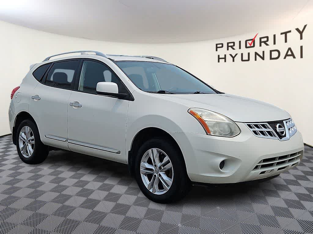 Used 2012 Nissan Rogue SV w/ Premium Pkg AWD/4WD image 3