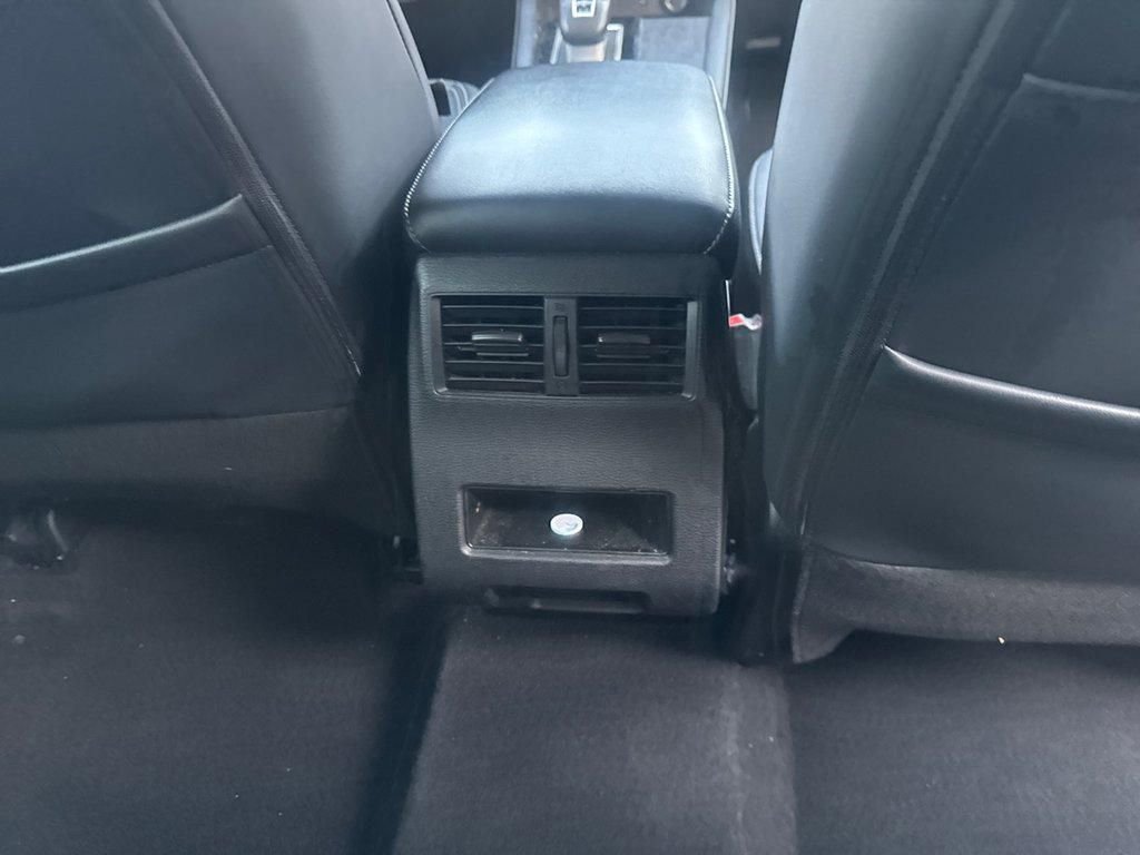 Used 2022 Mitsubishi Outlander SE AWD/4WD image 18