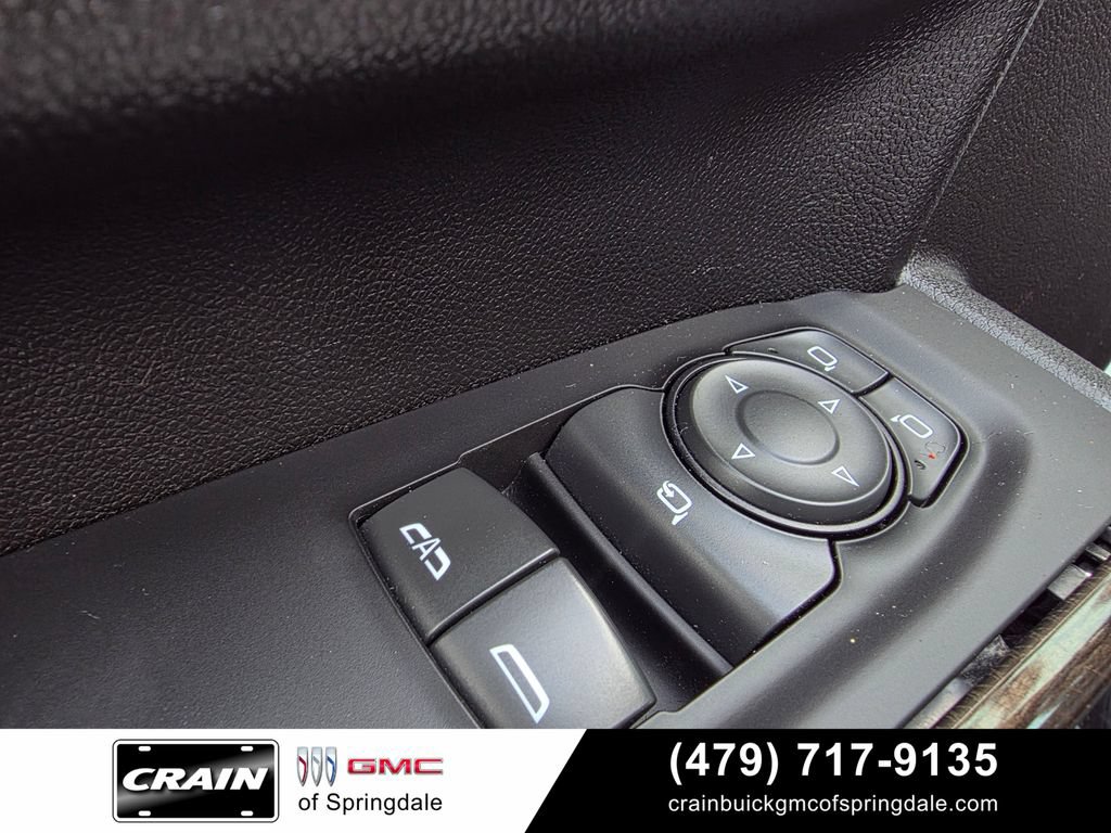 Used 2022 Chevrolet Silverado 2500 LT w/ Convenience Package AWD/4WD image 11