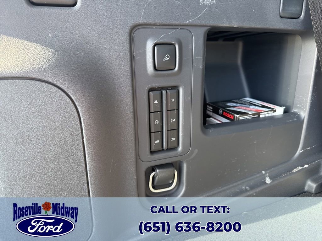 Used 2025 Ford Expedition Platinum image 52