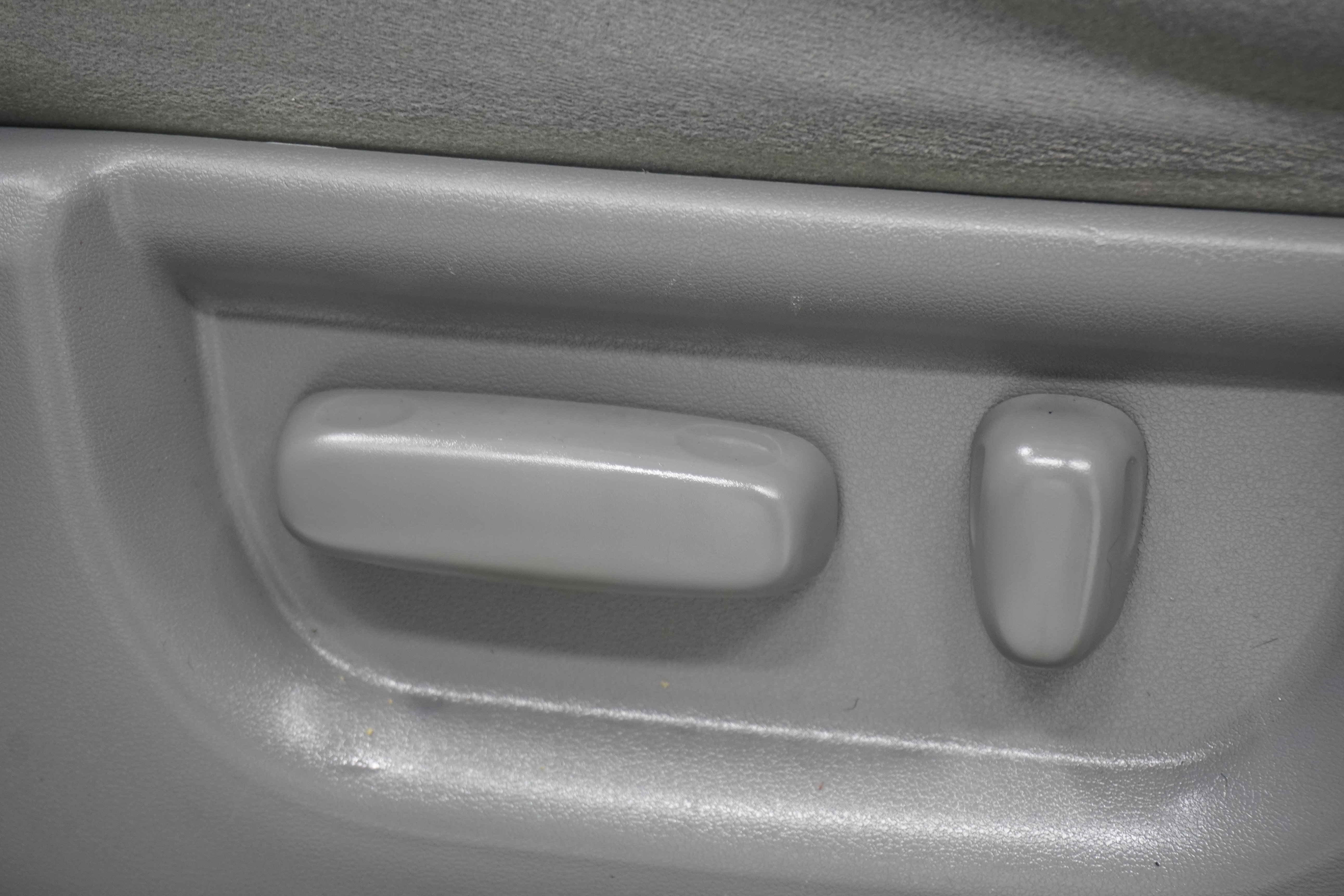 Used 2019 Toyota Sequoia SR5 RWD image 16