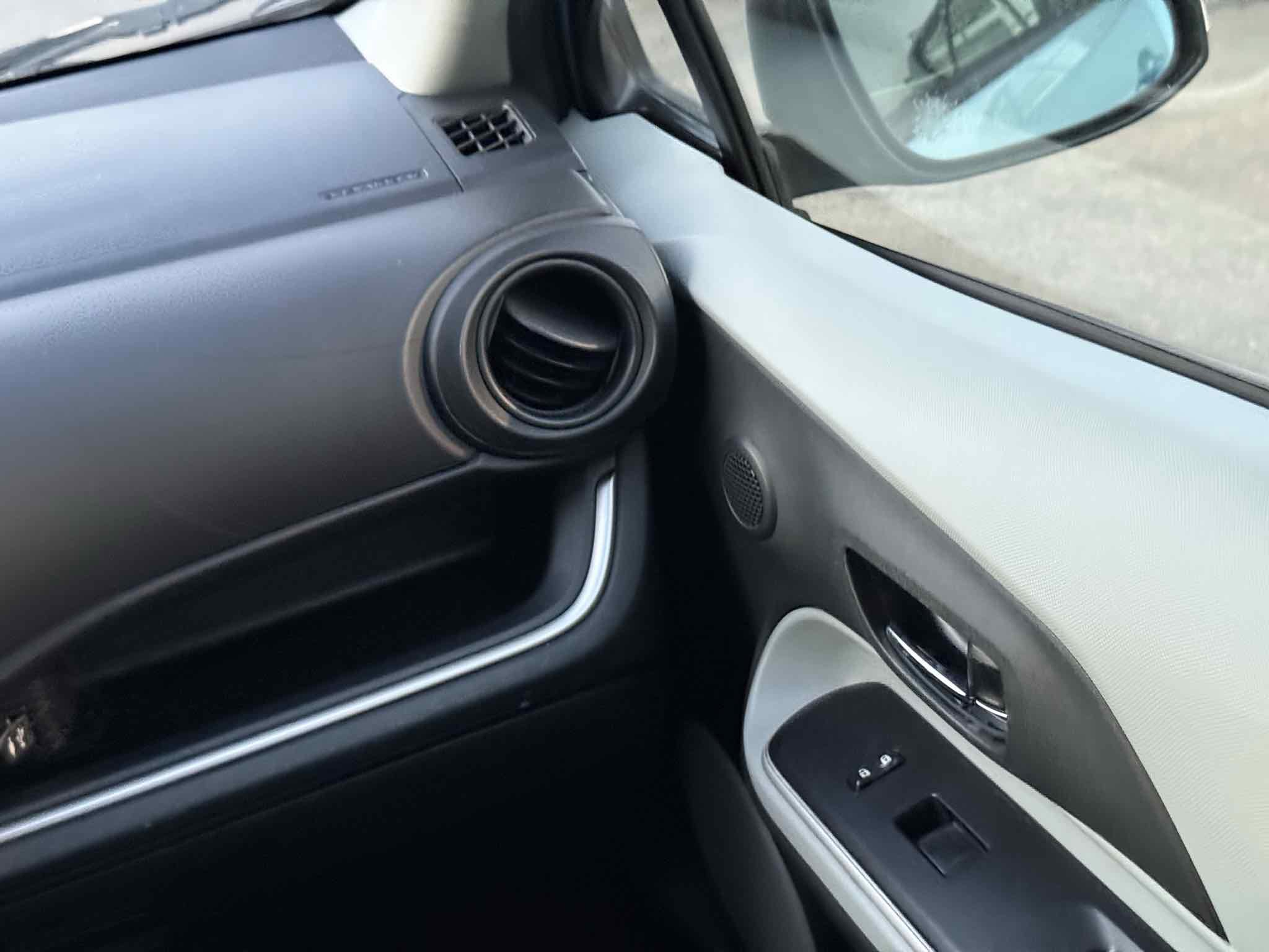 Used 2014 Toyota Prius C Two FWD image 38
