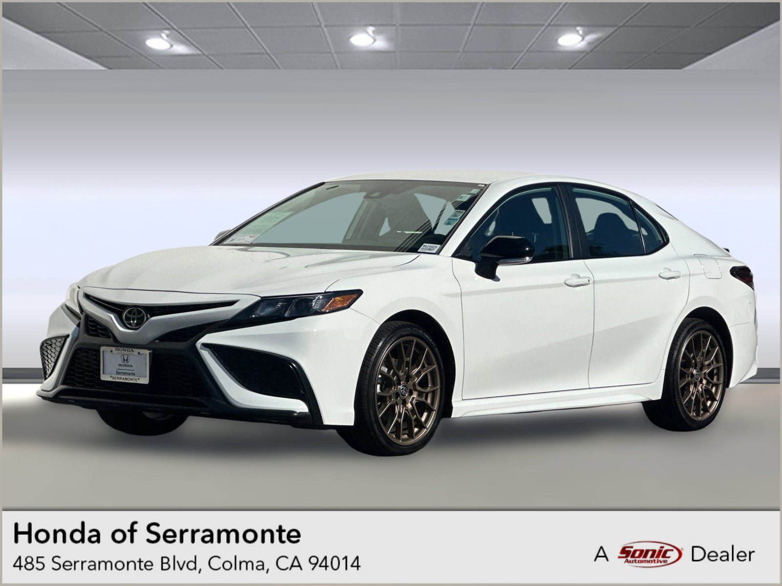 Used 2024 Toyota Camry SE