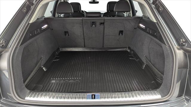 Used 2024 Audi Q8 e-tron Premium Plus w/ Premium Plus Package AWD/4WD image 18