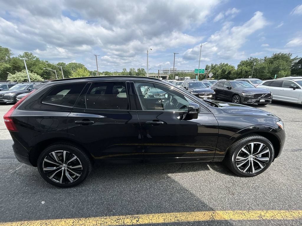 Certified 2023 Volvo XC60 B5 Plus w/ Climate Package AWD/4WD image 9