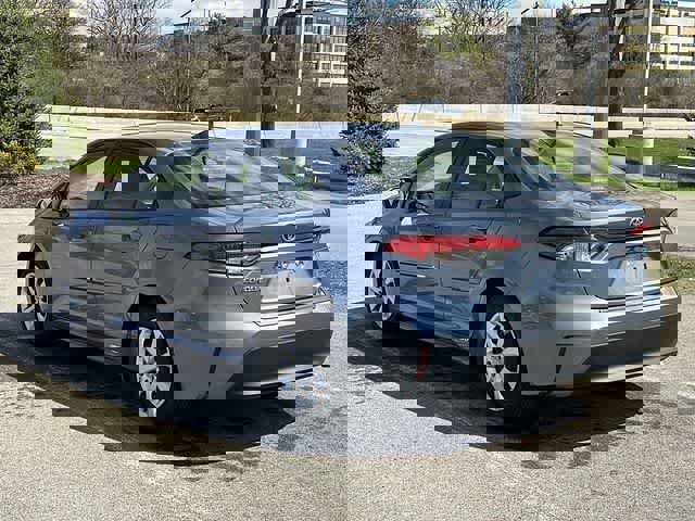 Used 2025 Toyota Corolla LE image 21