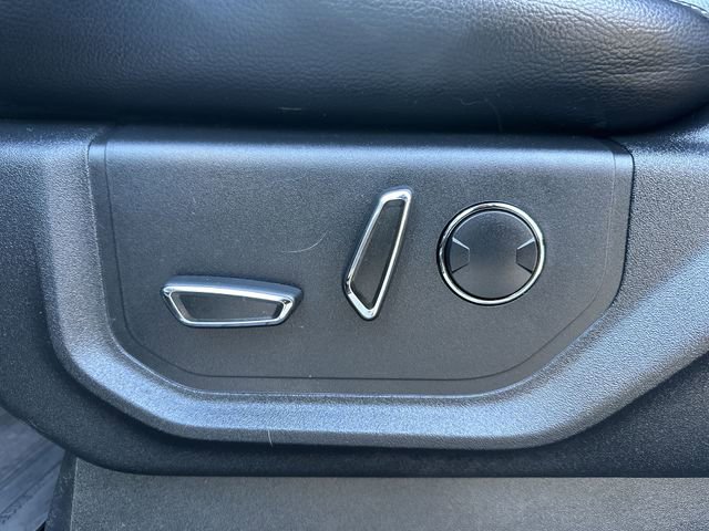 Used 2018 Ford F150 Lariat w/ Equipment Group 502A Luxury image 13