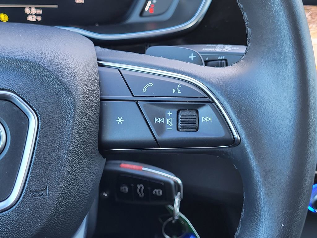 Used 2023 Audi Q3 2.0T Premium Plus w/ Premium Plus Package image 19