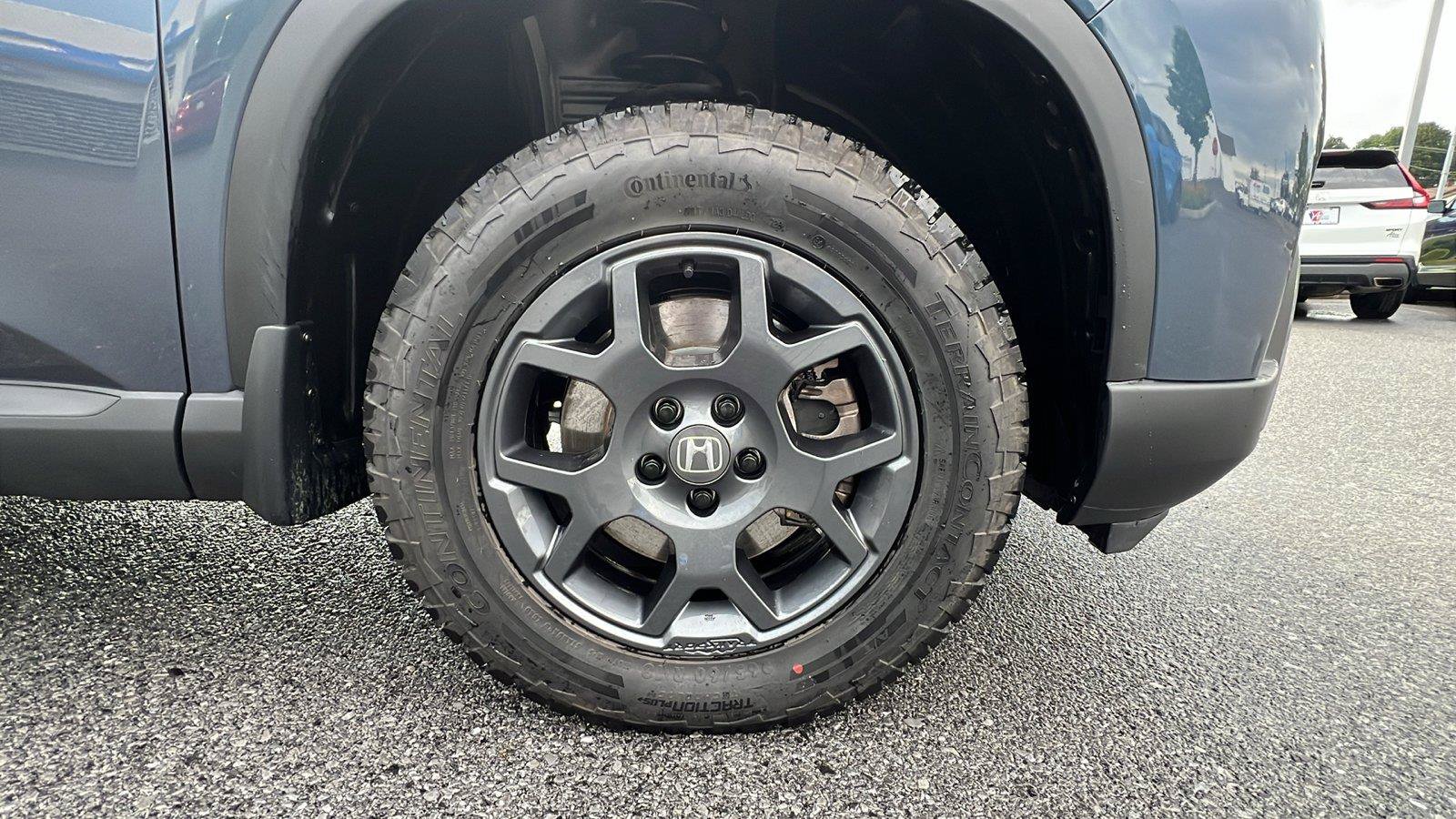 Used 2026 Honda Pilot TrailSport image 11