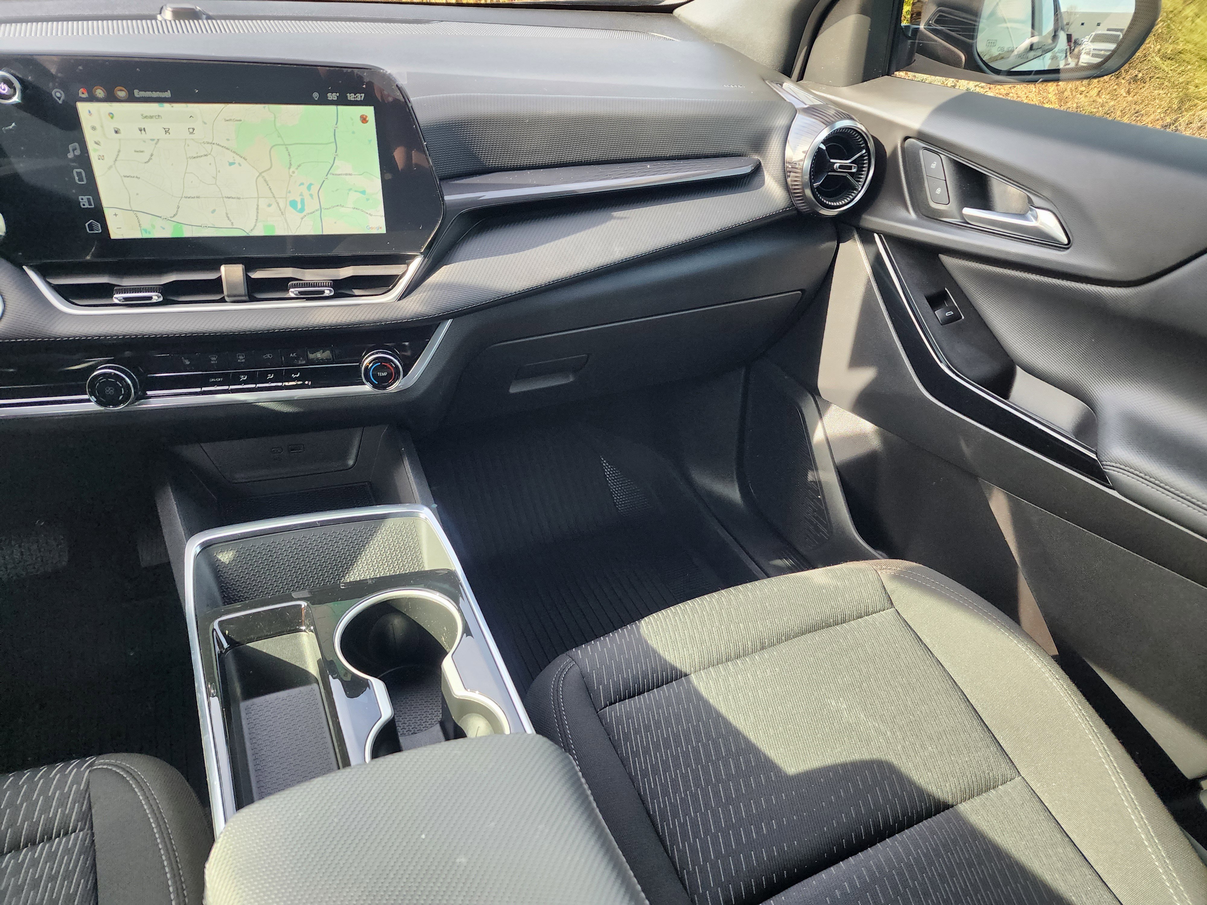 Used 2025 Chevrolet Equinox LT image 19