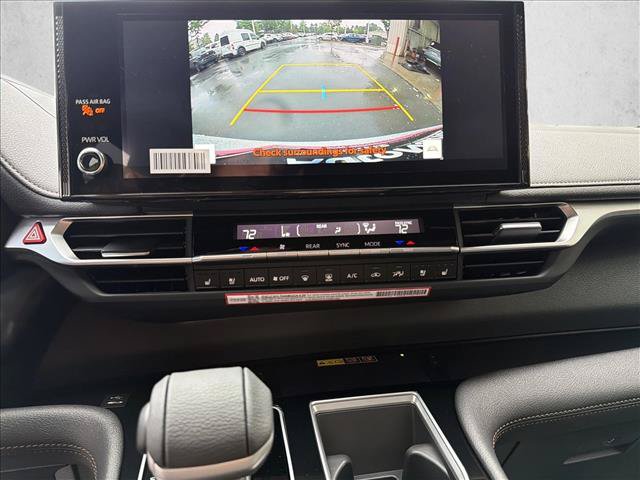 New 2026 Toyota Sienna Limited AWD/4WD image 17