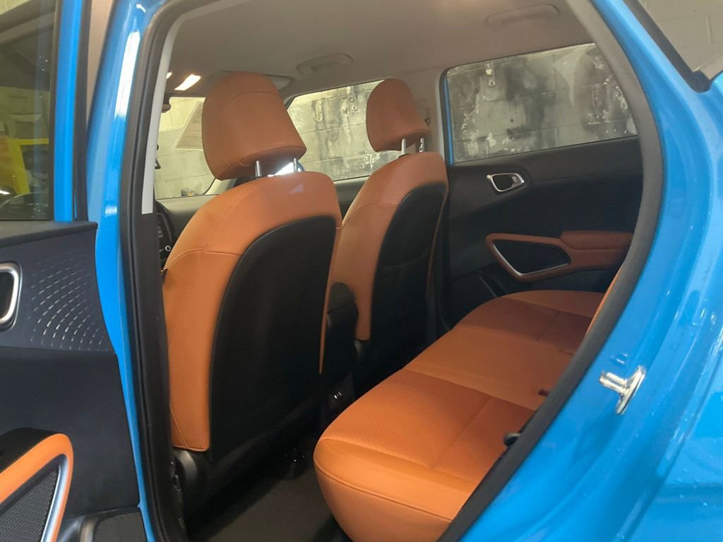 Used 2025 Kia Soul EX FWD image 26