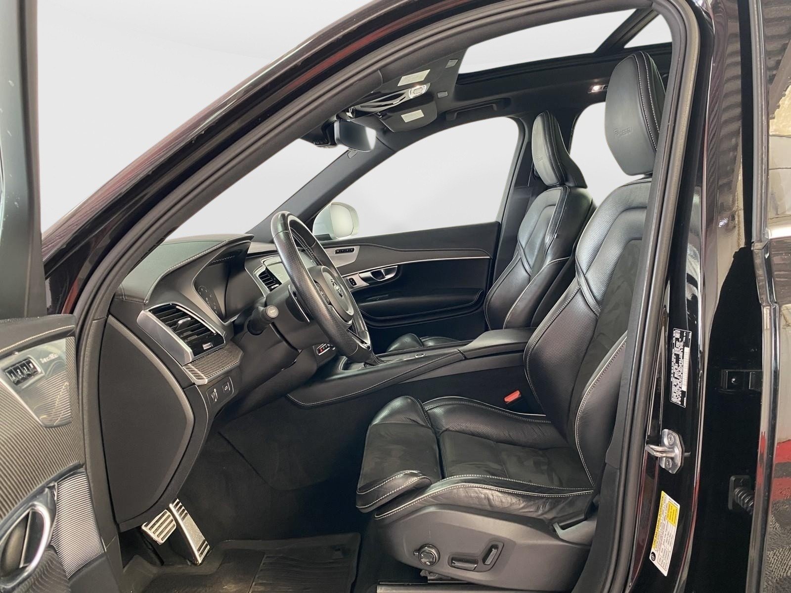 Used 2019 Volvo XC90 T6 R-Design w/ Advanced Package AWD/4WD image 24