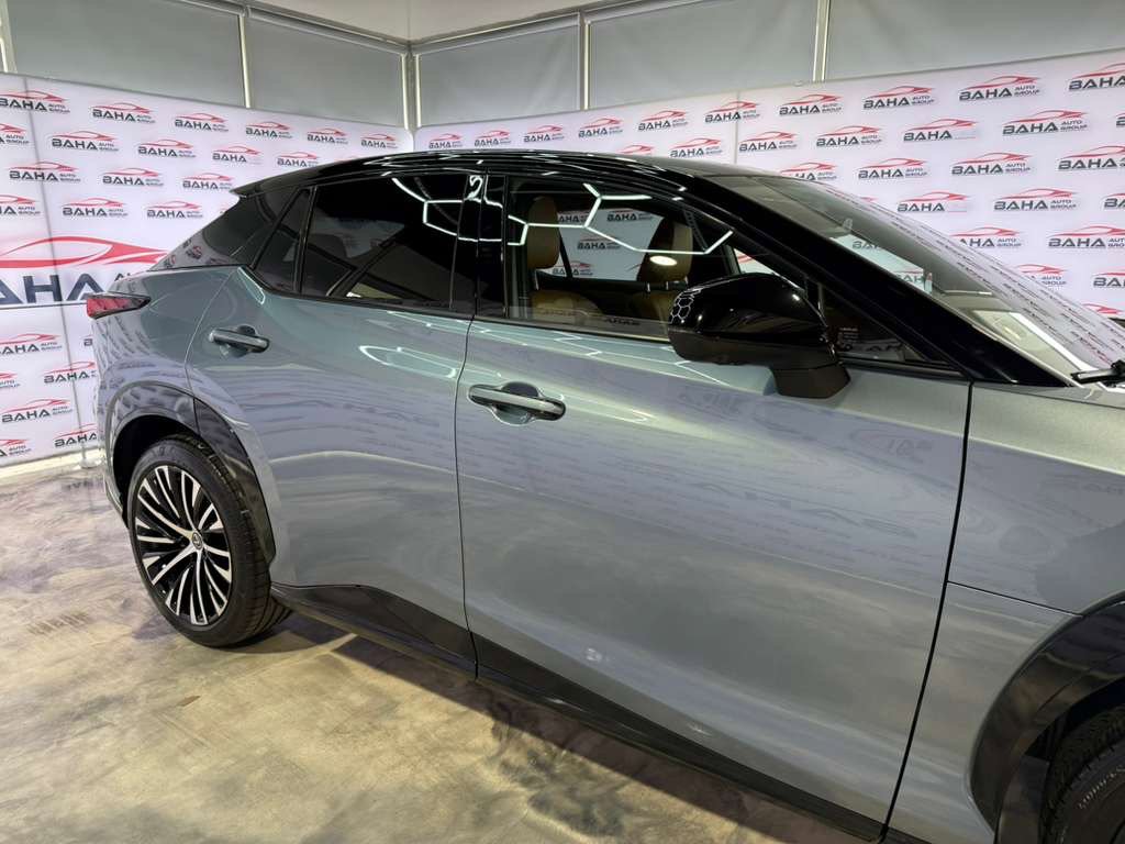 Used 2023 Lexus RZ 450e Premium w/ Technology Package image 8