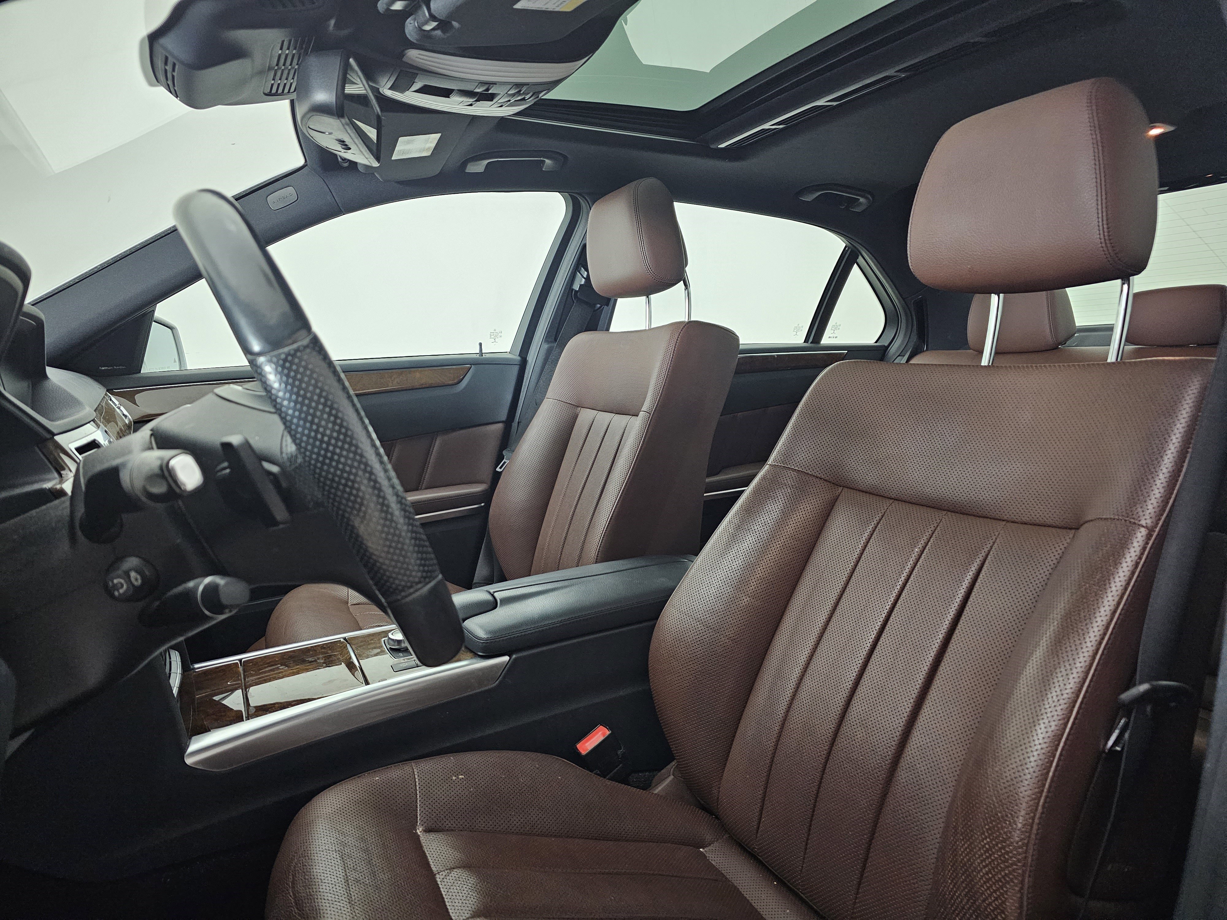 Used 2014 Mercedes-Benz E 250 BlueTEC 4MATIC Sedan image 8